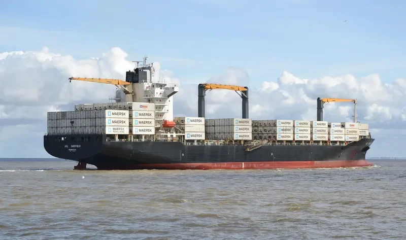 SHEFFIELD Container Ship IMO 9275024 photo 9