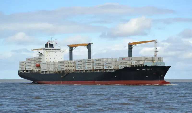 SHEFFIELD Container Ship IMO 9275024 photo 10