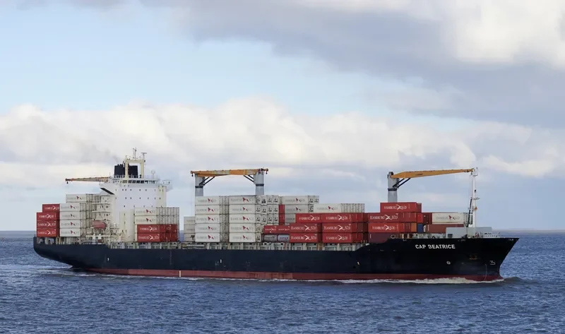 CAP BEATRICE Container Ship IMO 9275062 photo 8