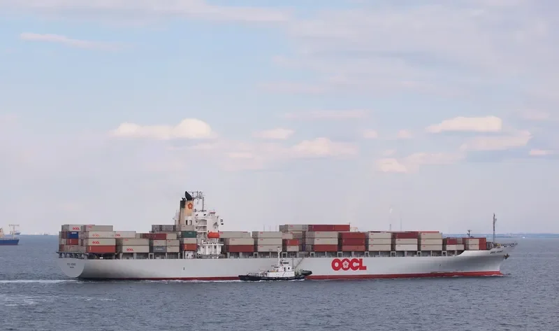 PORT KLANG VOYAGER Container Ship IMO 9275385 photo 2