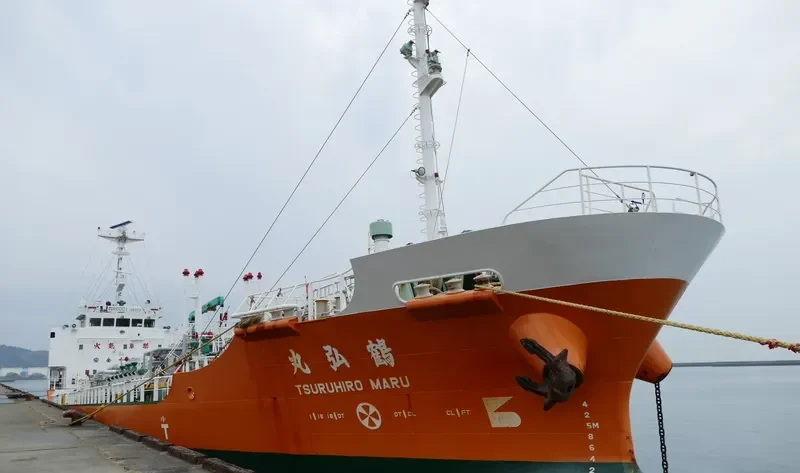 TSURUHIRO MARU Tanker IMO 9275907 photo 2