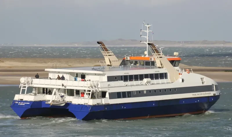 PRINS WILLEM ALEXANDER Passenger Ship IMO 9275945 photo 3