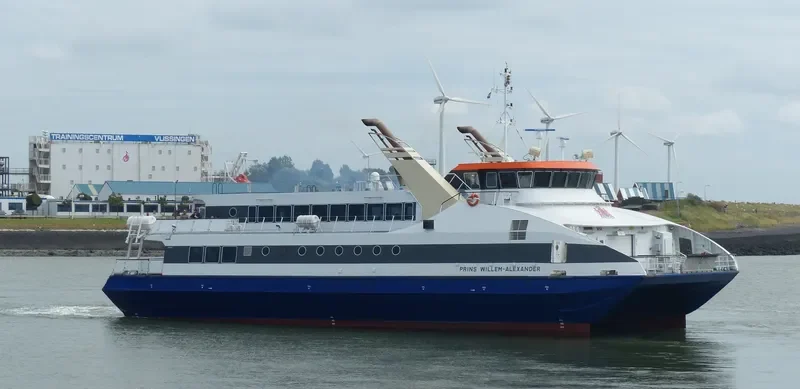 PRINS WILLEM ALEXANDER Passenger Ship IMO 9275945 photo 5