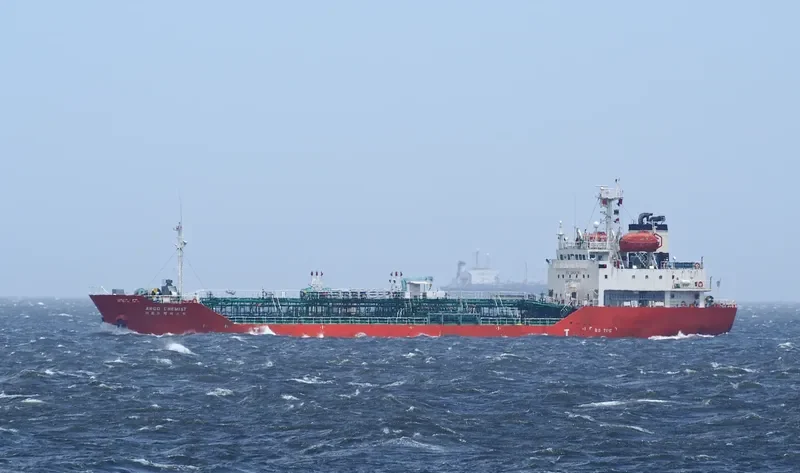 SINAR MARATUA Tanker IMO 9276327 photo 5