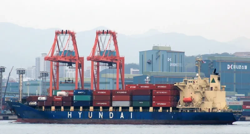 HF SPIRIT Container Ship IMO 9276406 photo 3
