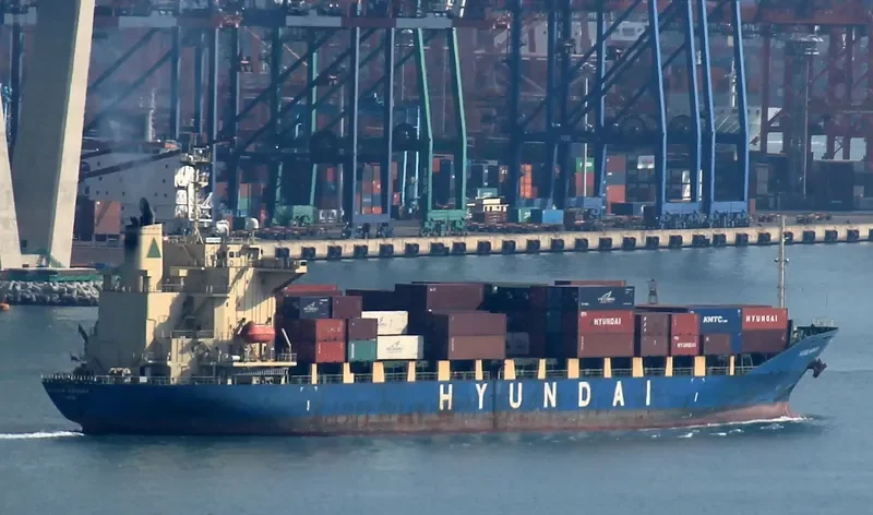 HF SPIRIT Container Ship IMO 9276406 photo 7
