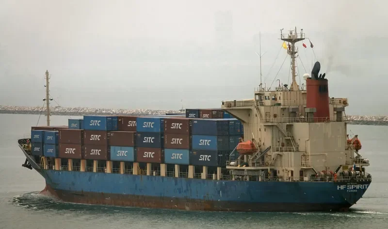 HF SPIRIT Container Ship IMO 9276406 photo 8