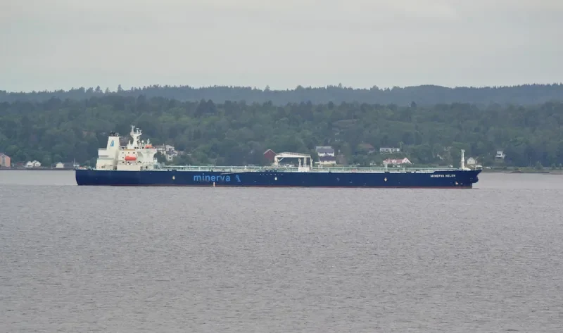 MINERVA HELEN Tanker IMO 9276561 photo 6
