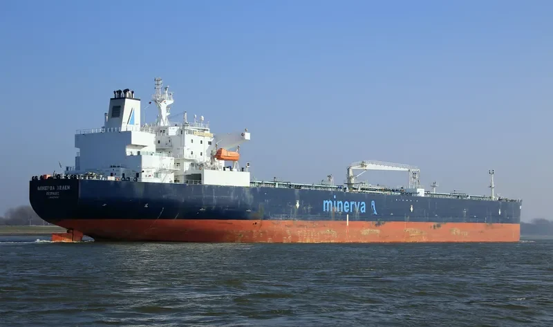 MINERVA HELEN Tanker IMO 9276561 photo 10