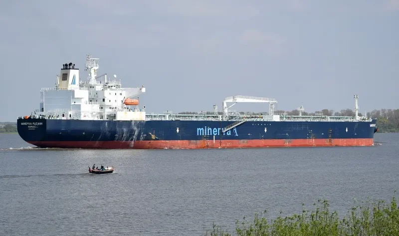 MINERVA ROXANNE Tanker IMO 9276585