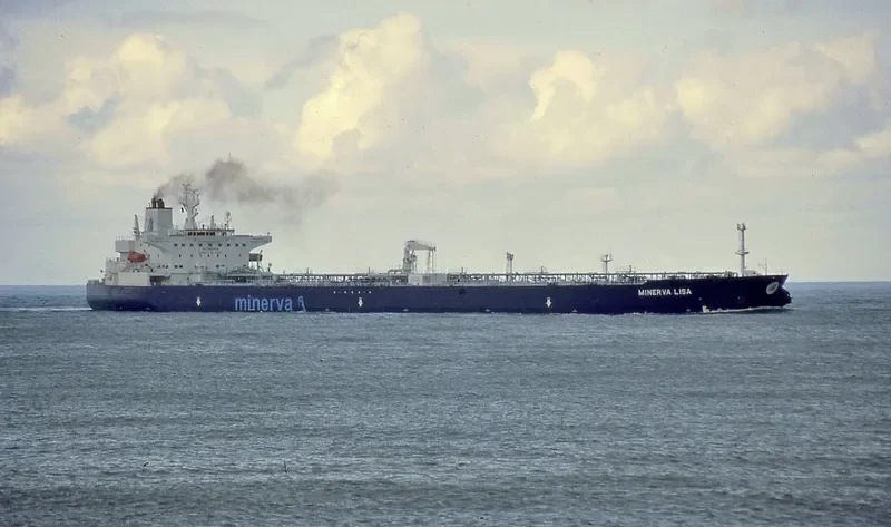 MINERVA LISA Tanker IMO 9276597 photo 4