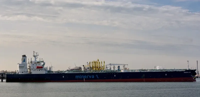 MINERVA LISA Tanker IMO 9276597 photo 6
