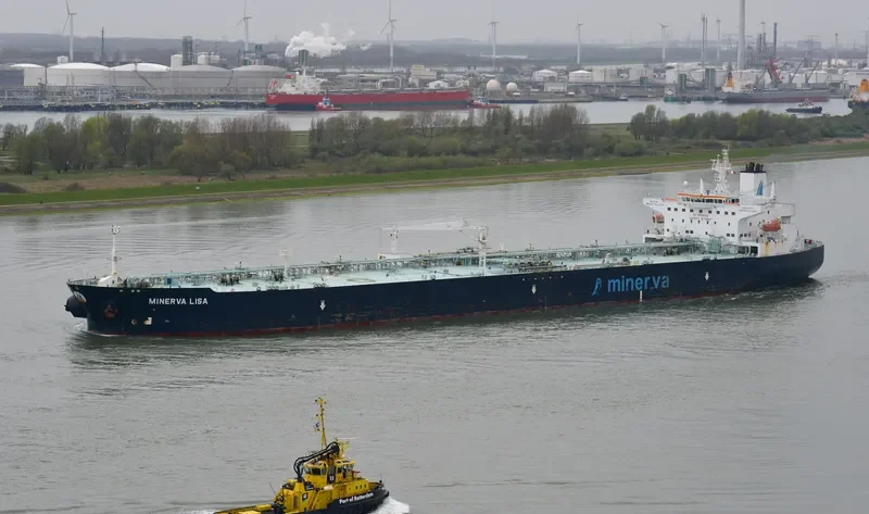 MINERVA LISA Tanker IMO 9276597 photo 8