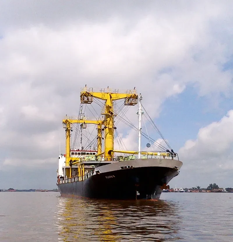 FLORA 8 General Cargo IMO 9277151 photo 5
