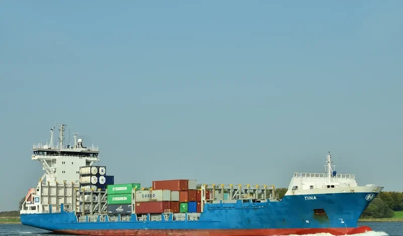 TINA Container Ship IMO 9277383 photo 6