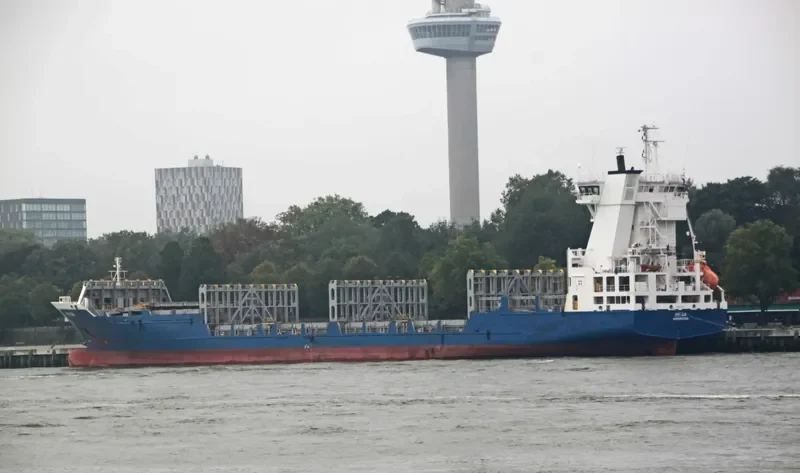 HELGA Container Ship IMO 9277395 photo 4