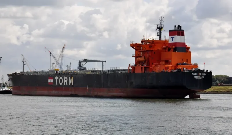 TORM ESTRID Tanker IMO 9277723 photo 7