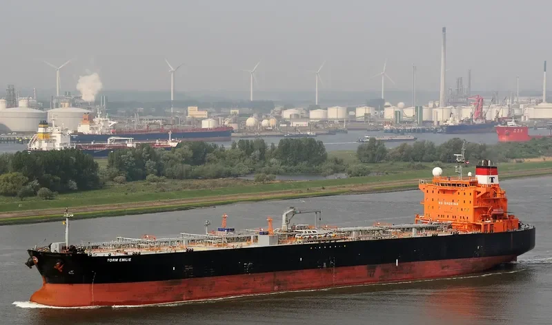 TORM EMILIE Tanker IMO 9277785 photo 6