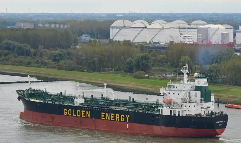 MTM HUDSON Tanker IMO 9278064 photo 2