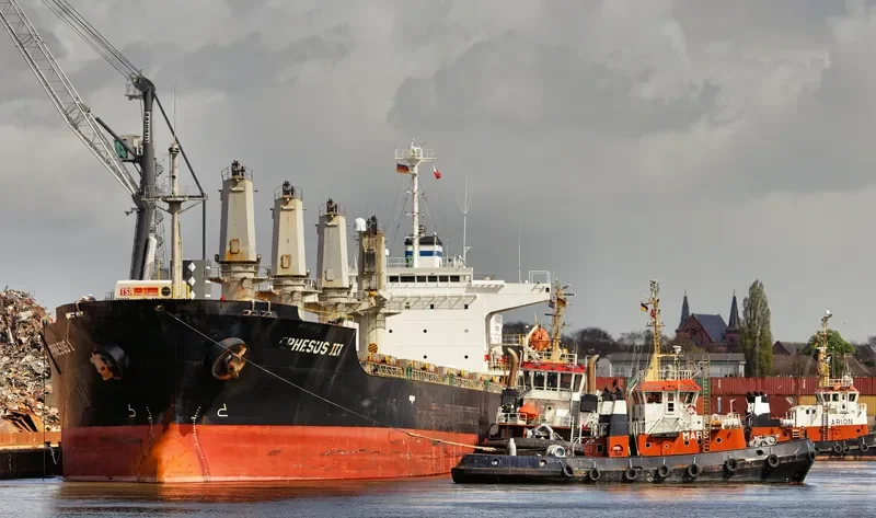 AHU C Bulk Carrier IMO 9278167 photo 10