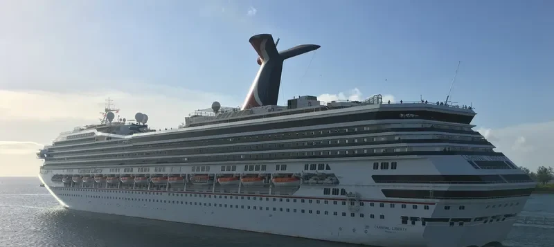 CARNIVAL LIBERTY Passenger Ship IMO 9278181 photo 2