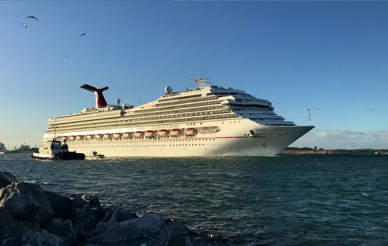 CARNIVAL LIBERTY Passenger Ship IMO 9278181 photo 4