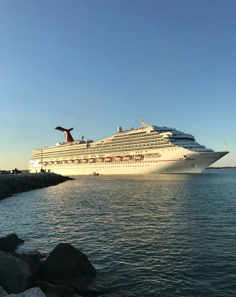 CARNIVAL LIBERTY Passenger Ship IMO 9278181 photo 5