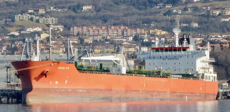 ST ILHAAM Tanker IMO 9278480 photo 10