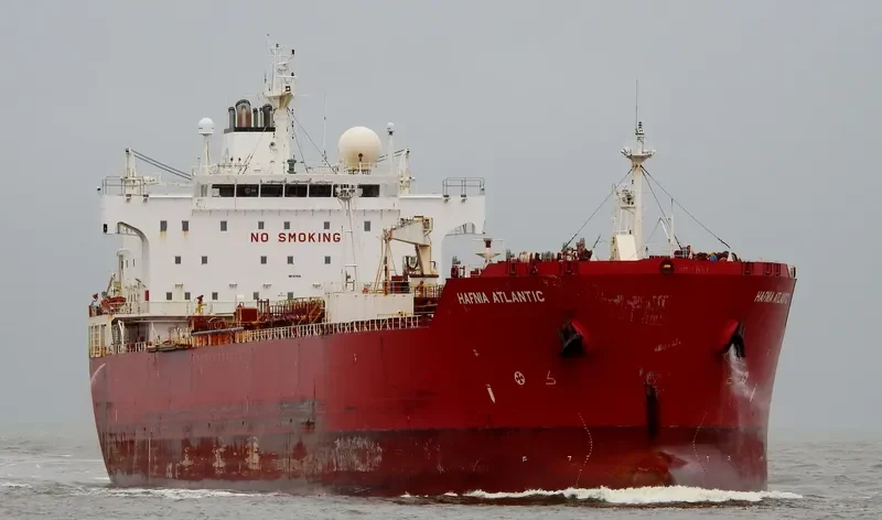 WIN SINO Tanker IMO 9278519 photo 3