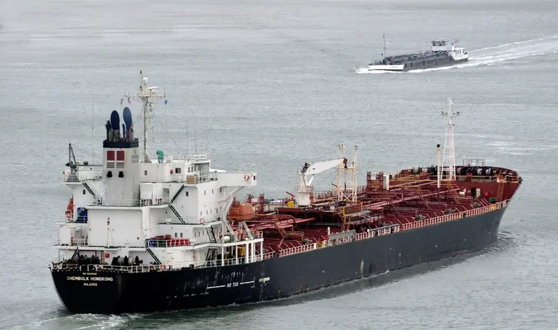 CHEMBULK HONG KONG Tanker IMO 9278650 photo 6