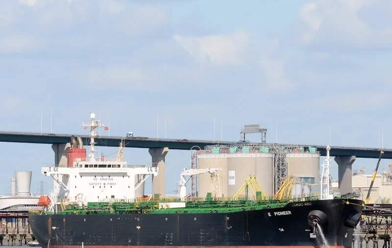 E PIONEER Tanker IMO 9278686 photo 6
