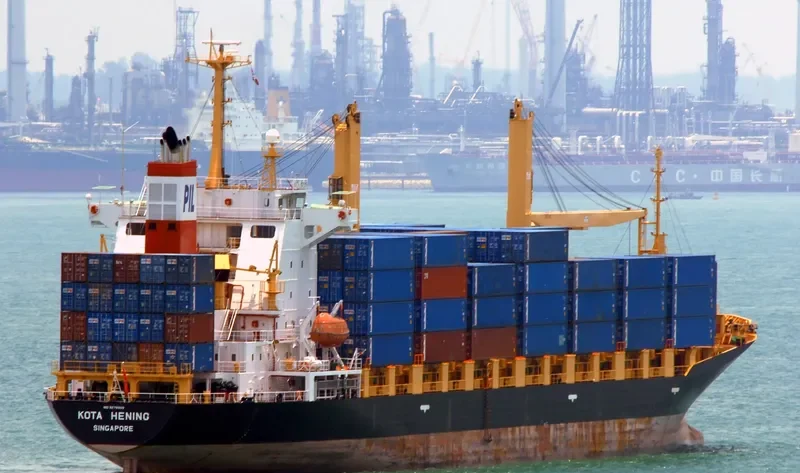 KOTA HENING Container Ship IMO 9278909 photo 2