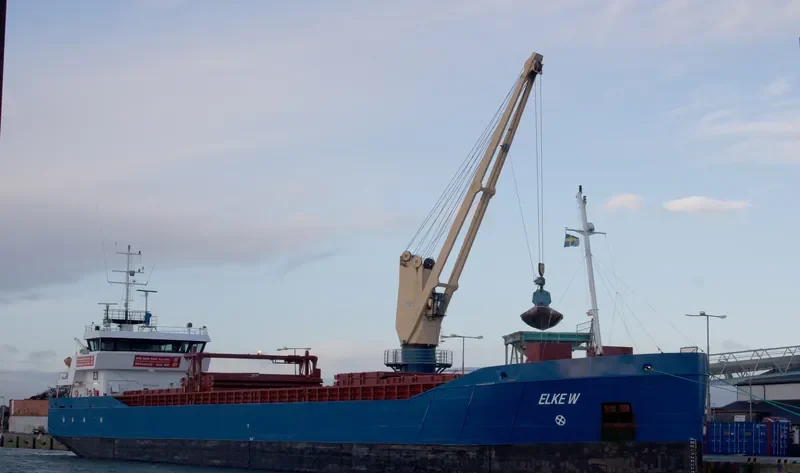 ELKE W General Cargo IMO 9279070 photo 2
