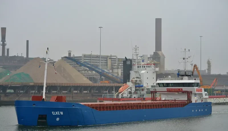 ELKE W General Cargo IMO 9279070 photo 3
