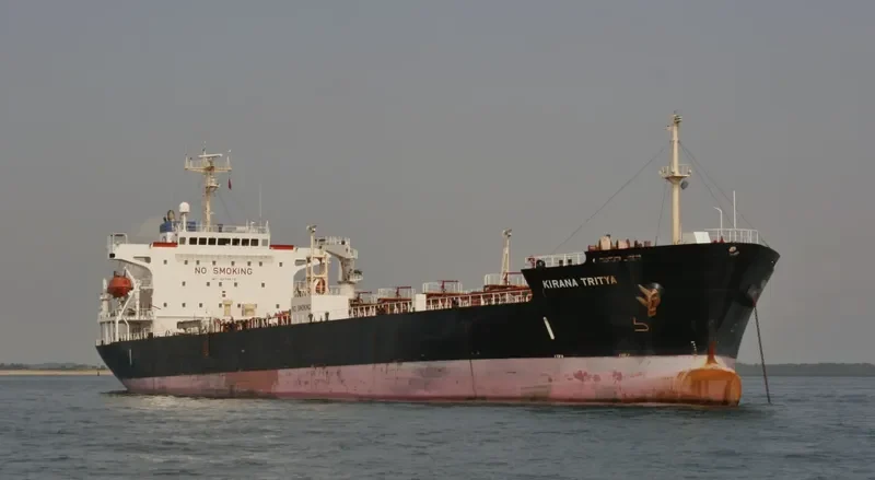 KIRANA TRITYA Tanker IMO 9279678 photo 10