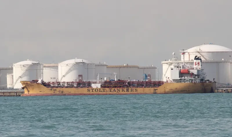 GOLDSTAR SHINE Tanker IMO 9279707 photo 3