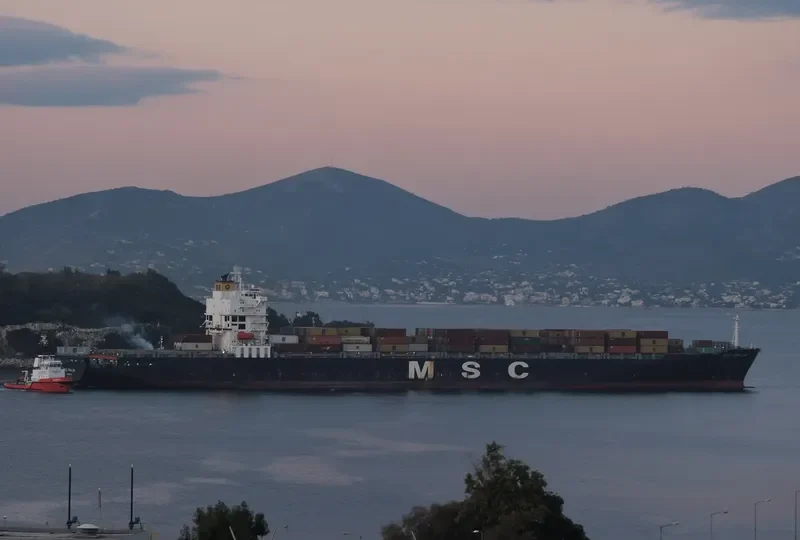 MSC POH LIN Container Ship IMO 9279977 photo 9