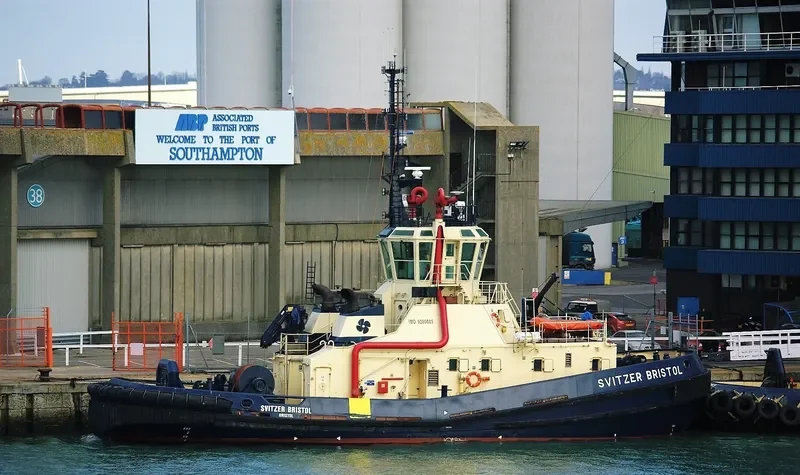 SVITZER BRISTOL General Cargo IMO 9280005 photo 3