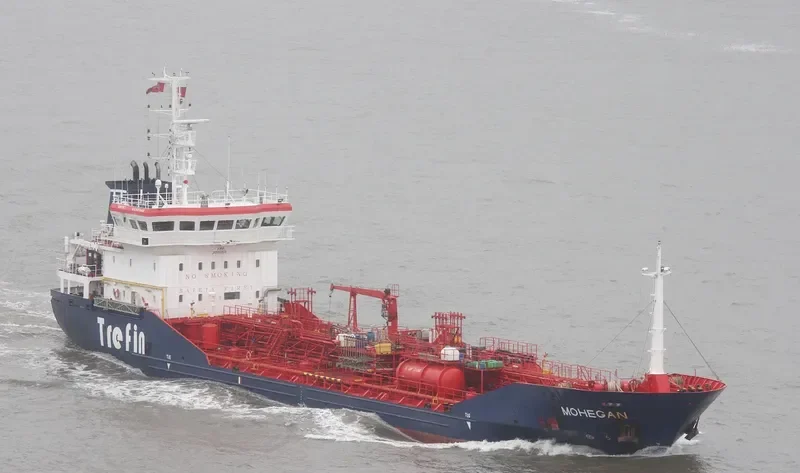 MILOS Tanker IMO 9280108 photo 9