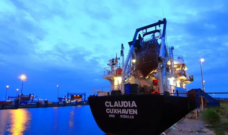 CLAUDIA Tanker IMO 9280110 photo 9