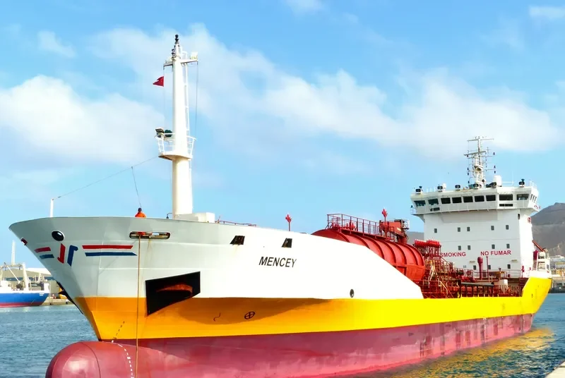 MENCEY Tanker IMO 9280146 photo 10