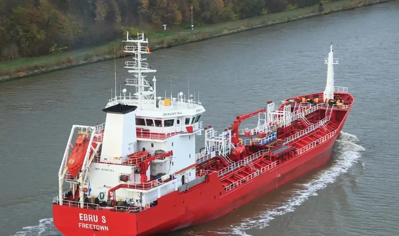 EBRU Tanker IMO 9280184 photo 10