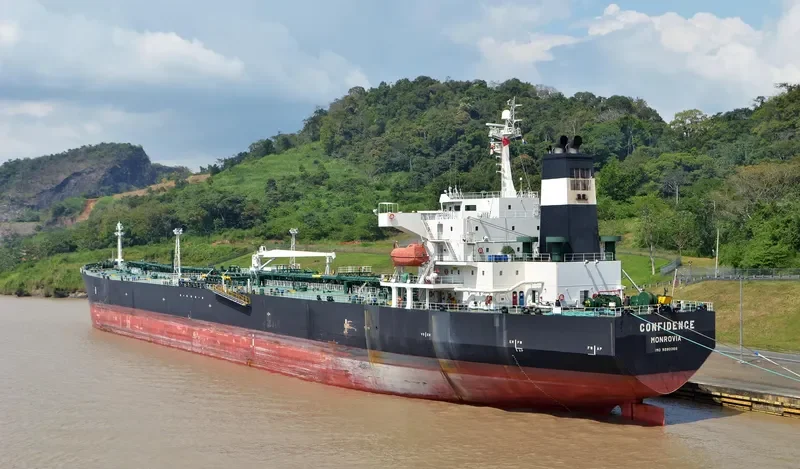 CONFIDENCE Tanker IMO 9280366 photo 2