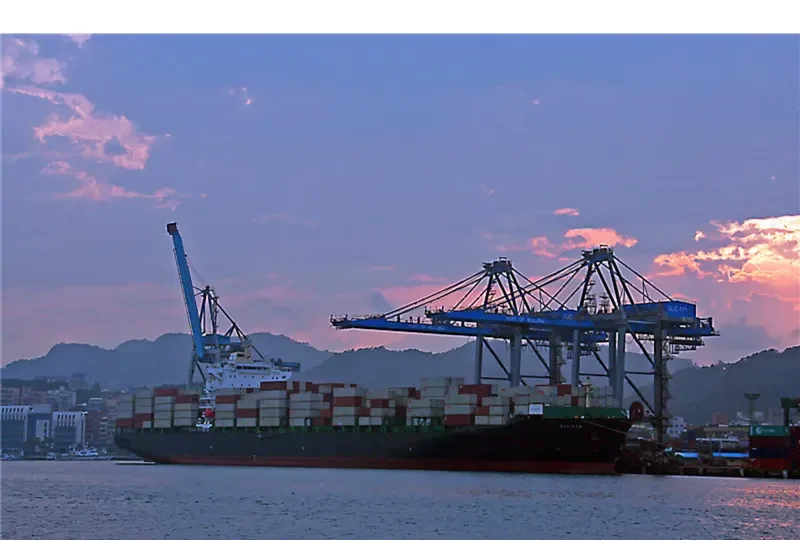 SILVIA Container Ship IMO 9280811 photo 4