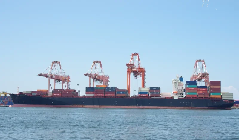 HALIFAX Container Ship IMO 9280859 photo 5