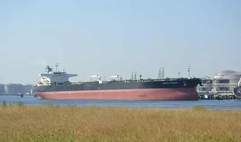 ASTRO PHOENIX Tanker IMO 9280885 photo 2