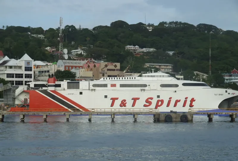 T&T SPIRIT Ro-Ro IMO 9280897 photo 6