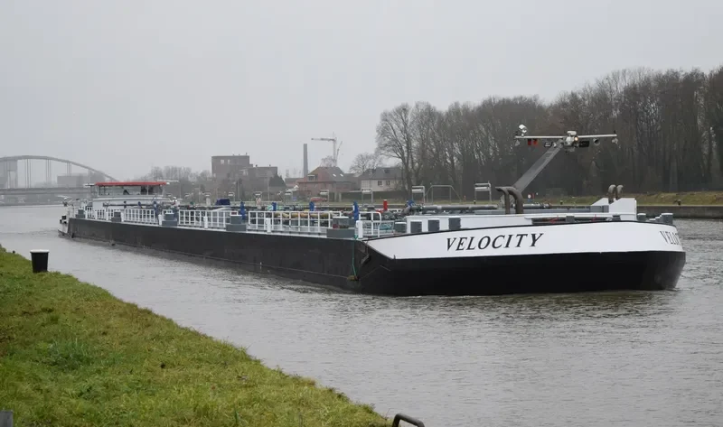 VELOCITY Tanker IMO 9280988 photo 3