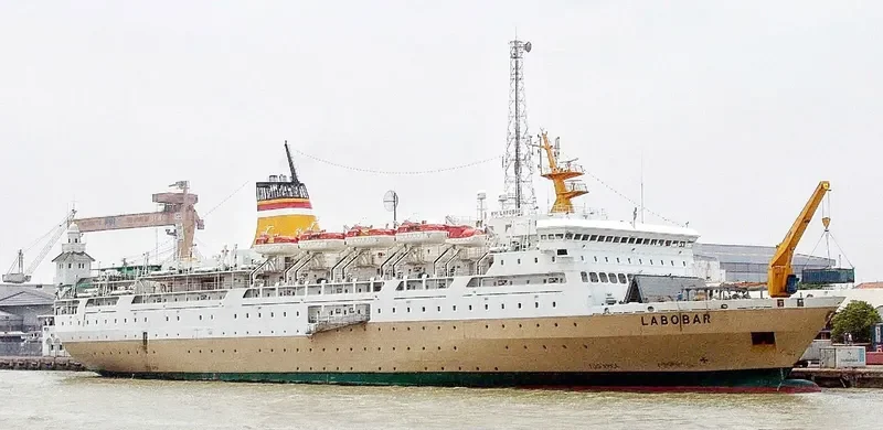 LABOBAR Passenger Ship IMO 9281542 photo 4