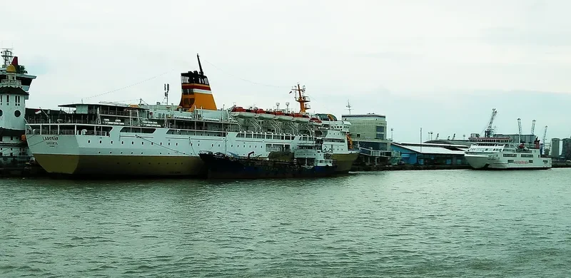 LABOBAR Passenger Ship IMO 9281542 photo 8